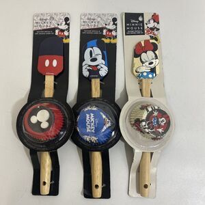 Lot (3) Mickey Minnie Mouse Silicone Baking Spatulas & 24pc Cupcake Liners Sets